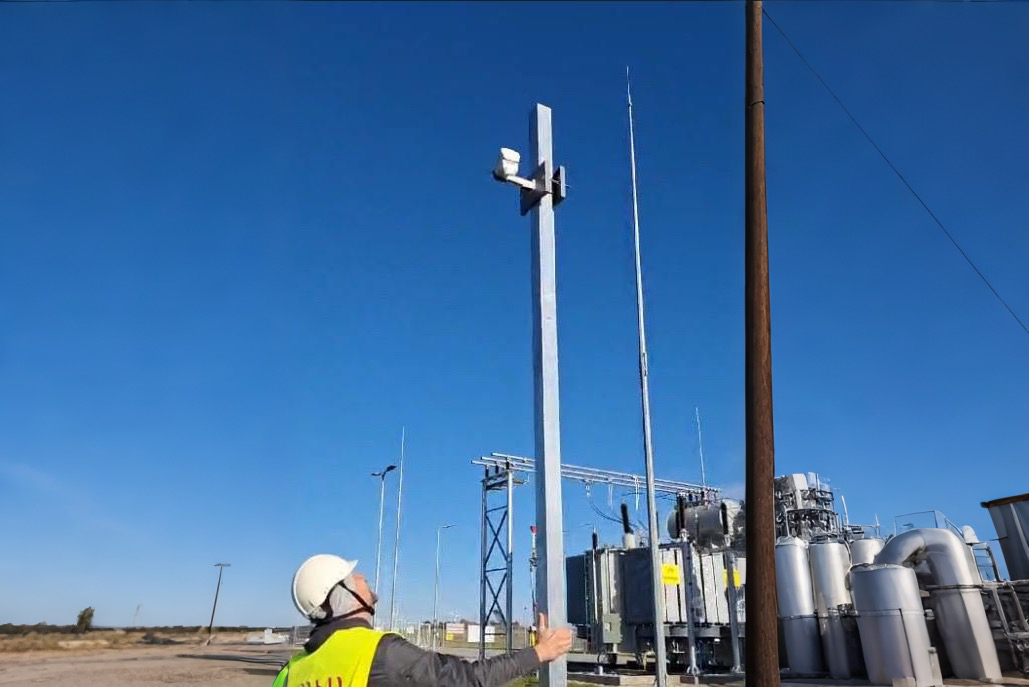 Китайские инновации достигают еще одной вехи! ZN-SCB1051V40-ES PTZ-камера мини-пулеметного типа успешно развернута на чешской подстанции